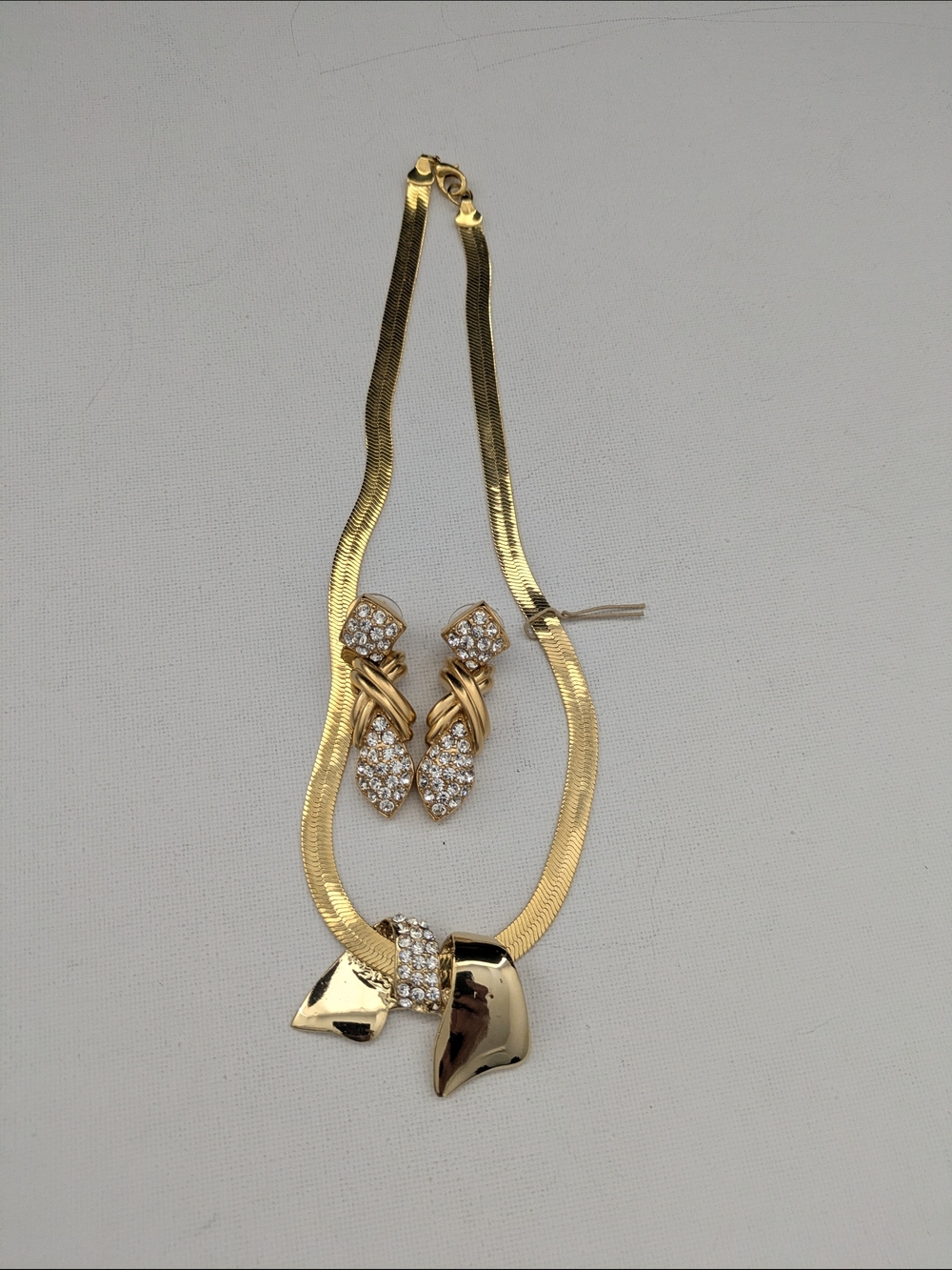 Gold Plated Crystal Ribbon Necklace and Earring Set